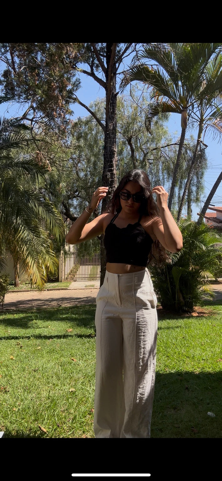 Insígnia usado em um look ao ar livre