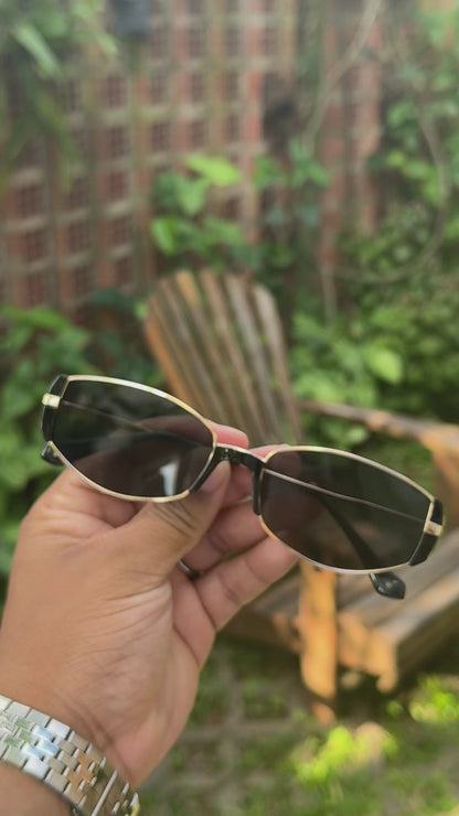 Ímpeto — Óculos de Sol Oval em Metal Dourado